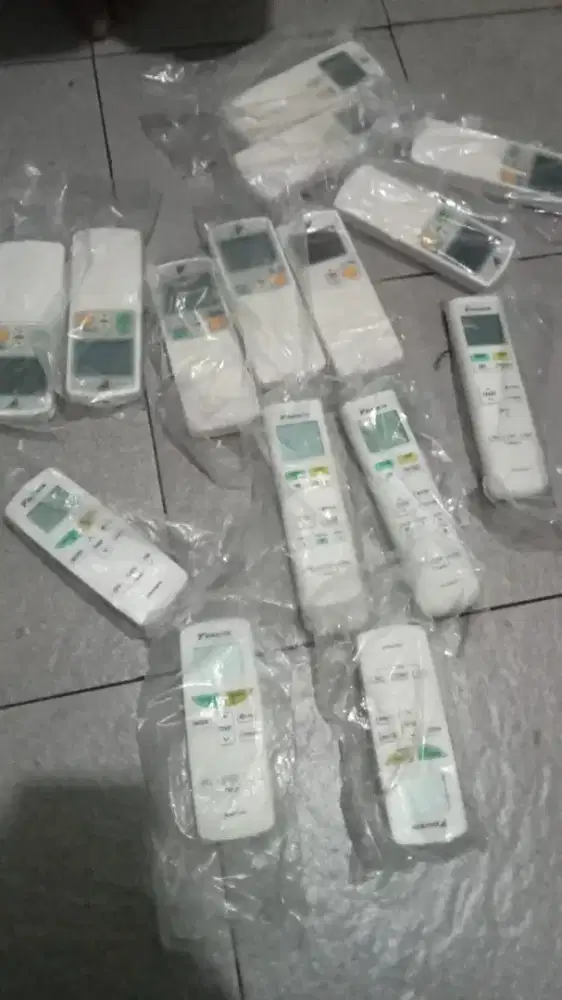 REMOT AC DAIKIN original