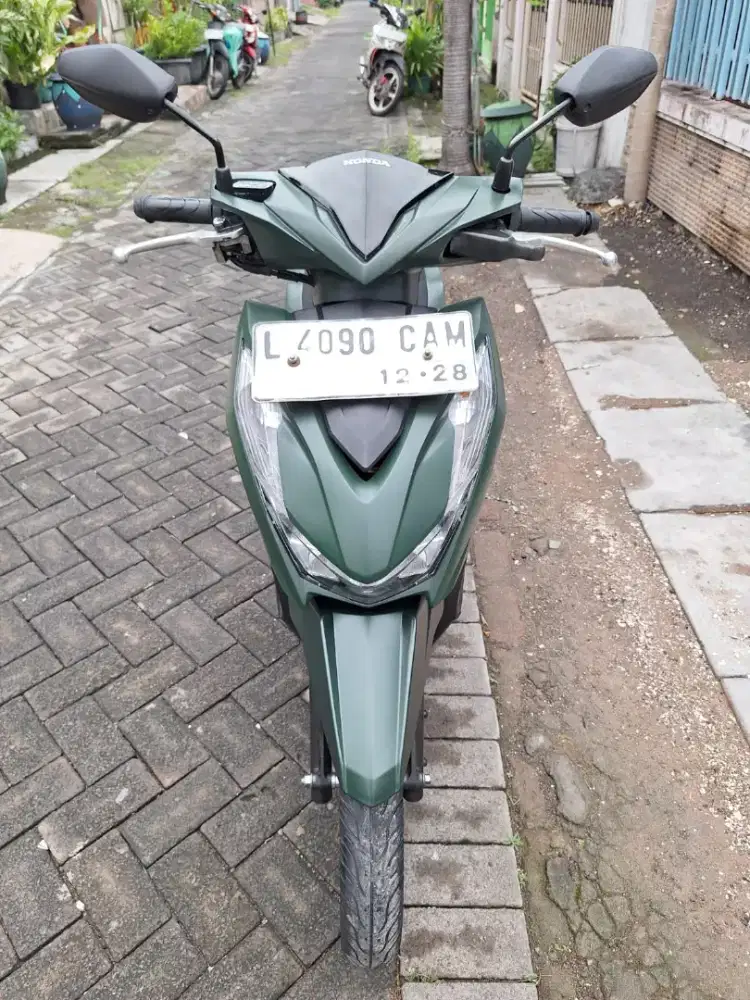 Jual beat deluxe 2023 kondisi sgt bagus damsat kdg cowek