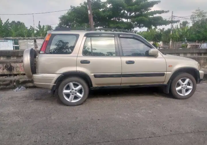Honda CR-V 2000 Bensin