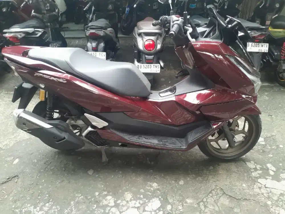 HONDA PCX 160CC ABS ROADSYNC FULL ORISINIL