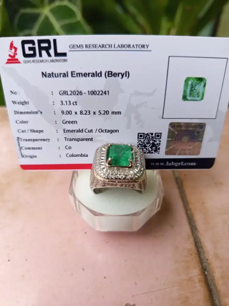 Batu Permata Zamrud Colombia / Natural Ruby Mozambik / Citrine QUARTZ