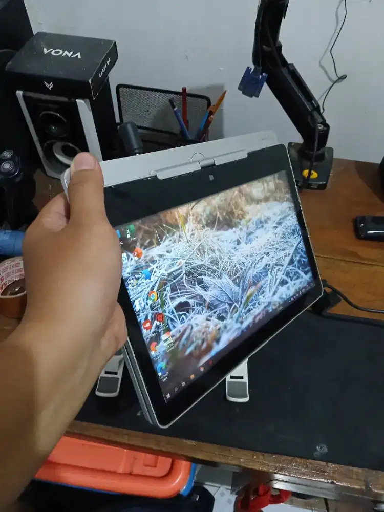 Laptop Hp Elitebook Revolve 810 ,Layar Lipat Dan Sentuh