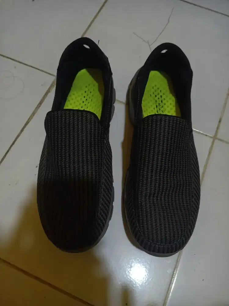 SEPATU SNEAKERS IMPORT CHINA