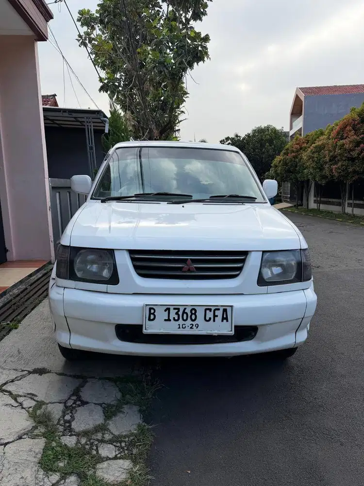 Mitsubishi Kuda GLS solar 2000 putih siap pakai