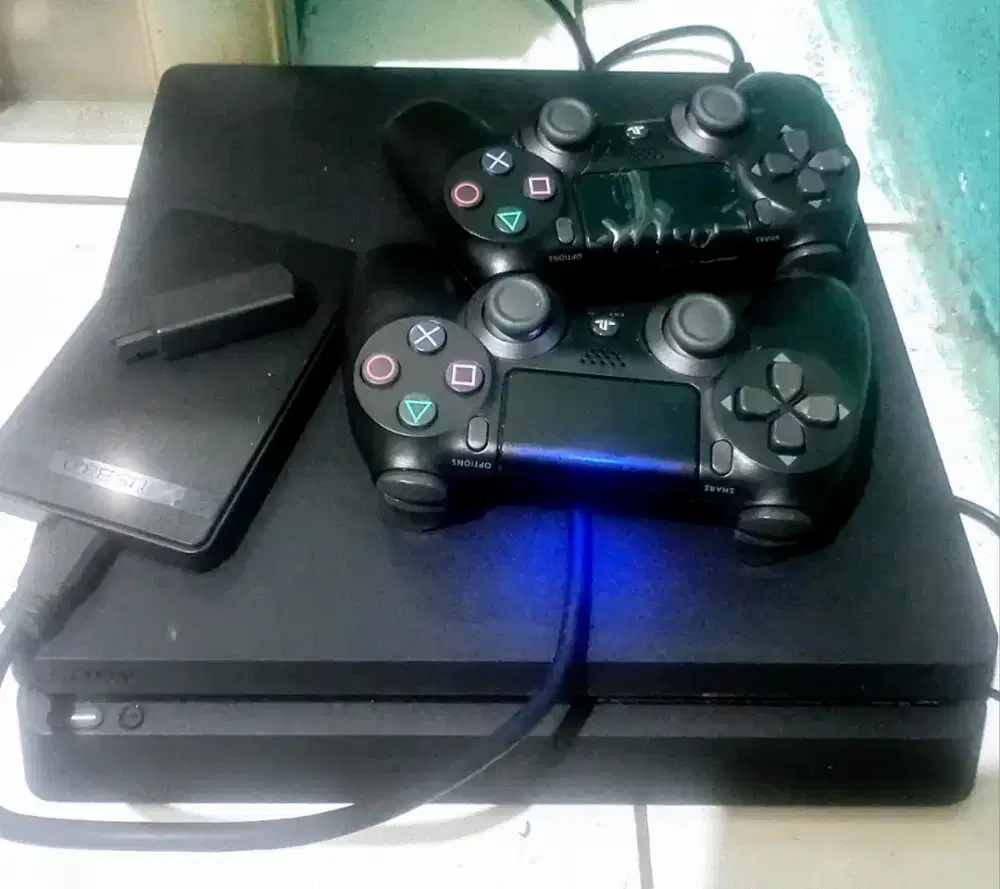 PS4 SLIM 1,5TB FW 11.00 FULL GAME