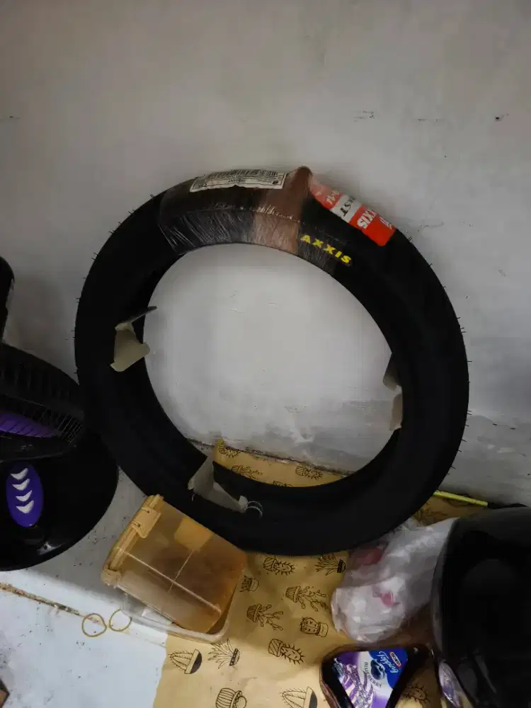 Ban Maxxis Victra 90/80 ring 14