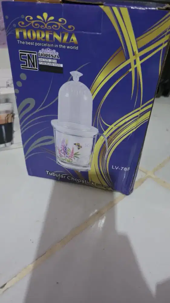 Tempat sendok vicenza