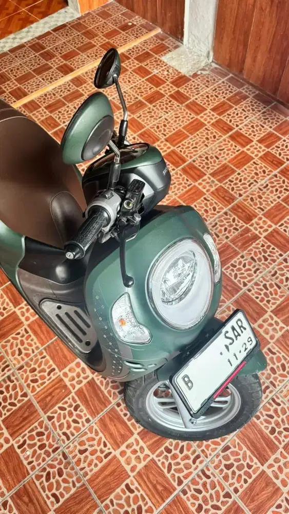 Scoopy Prestige Like A New