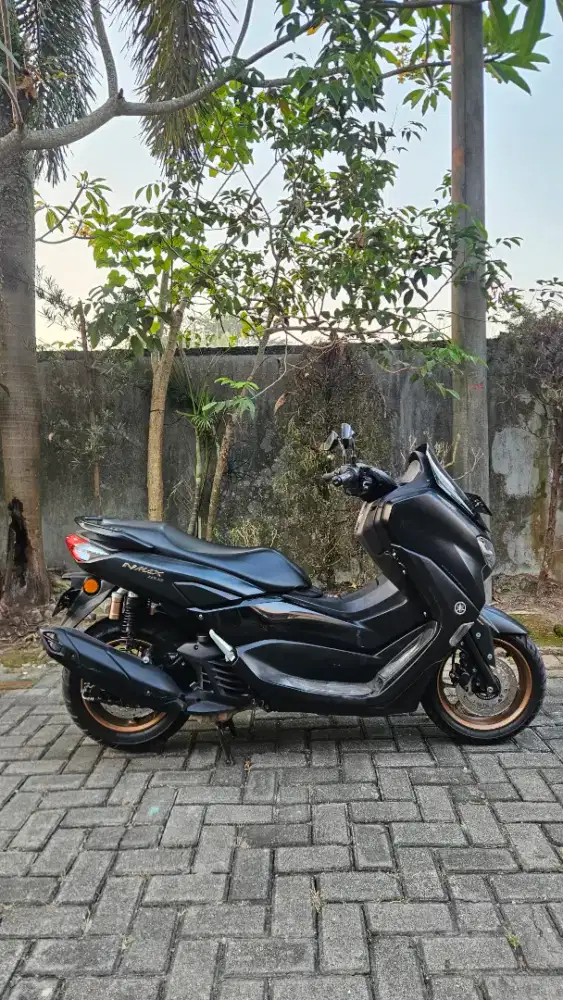 DIJUAL NMAX ABS 2022 (TANPA PERANTARA)