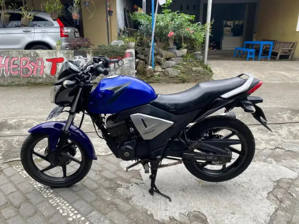 Megapro injeksi THN 2014 plat B jakarta