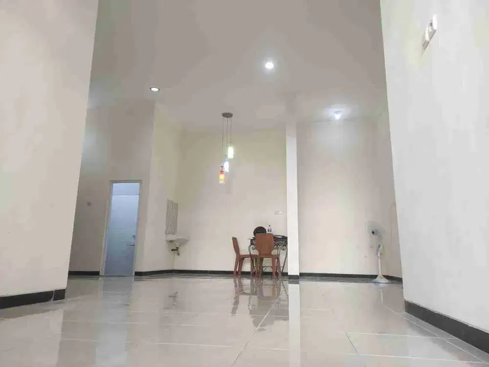 Rumah Nyaman Semi Furnished Dekat Rsud Wongsonegoro Ketileng