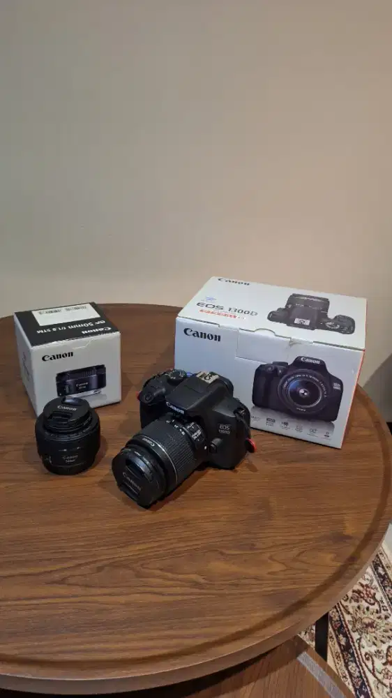 Canon EOS 1300D Kit + 50mm f/1.8 STM