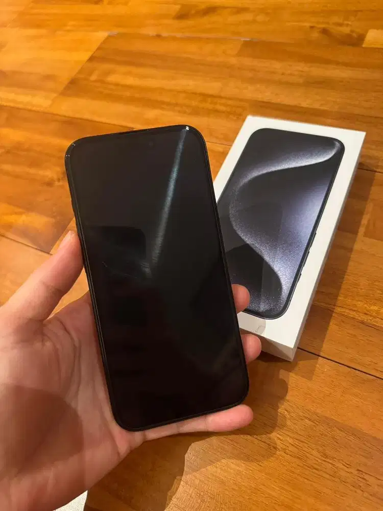 Dijual iphone 15 pro 128GB (biru) ex garansi ibox