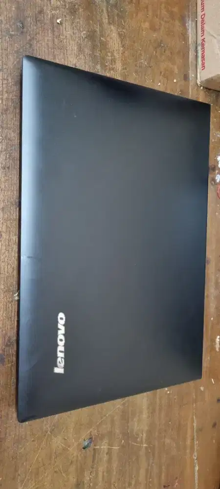 Laptop lenovo B40 80 core i5 4200U ram 8gb ssd 128gb hdd 500gb Radeon