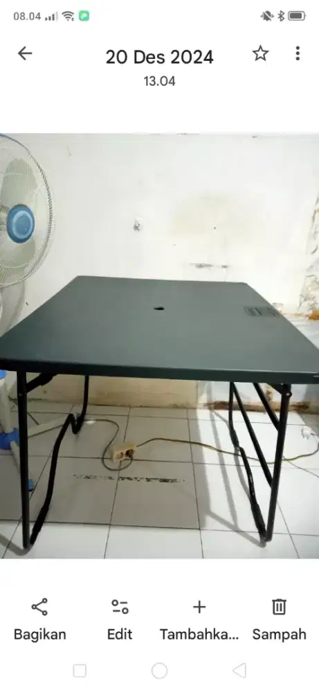 Meja lipat plastik kaki besi