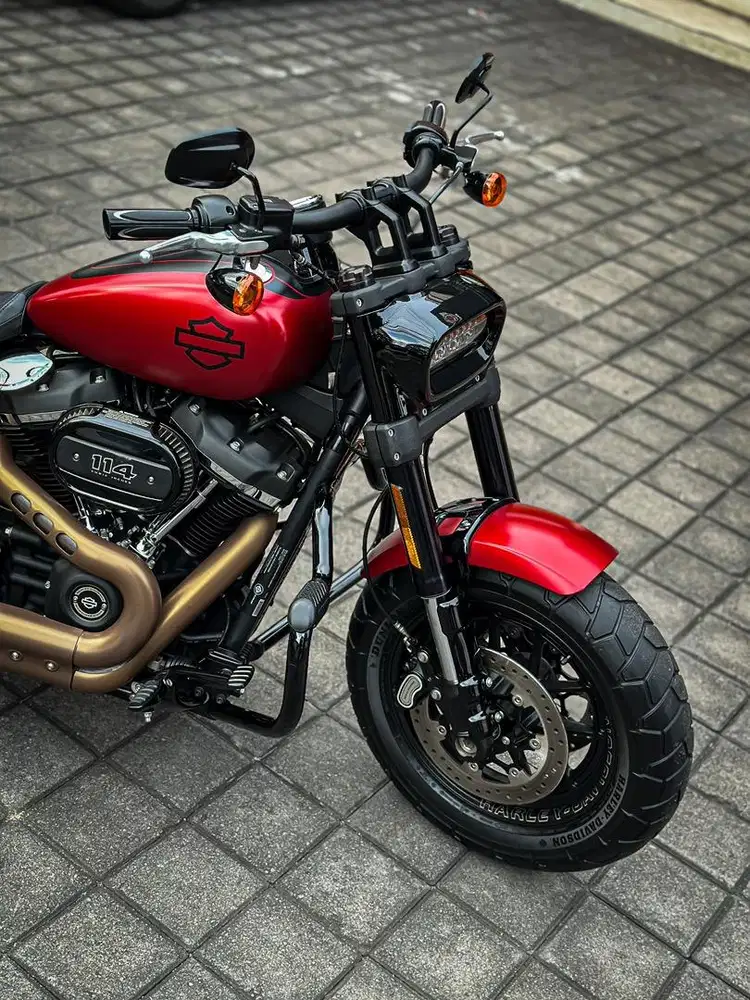 H-D Softail Fatbob 114Ci Full Paper ATPM Like new mulus low odo acc ++