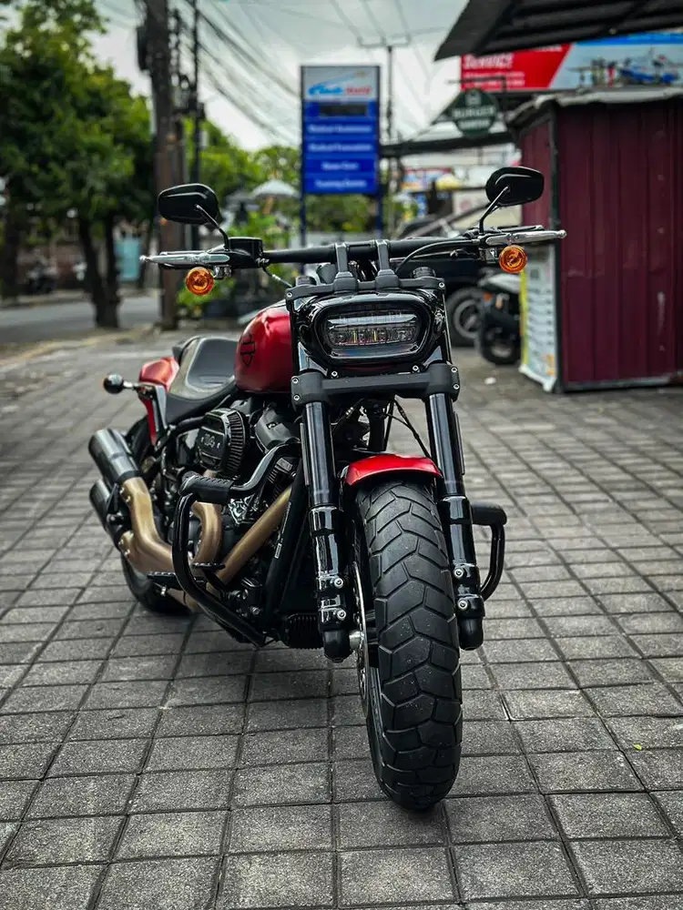 H-D Softail Fatbob 114Ci M8 FP ATPM Acc++ mulus low odo like new