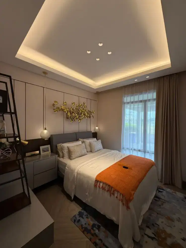 RUMAH PODOMORO MEWAH BERKELAS HUNIAN TEPI DANAU