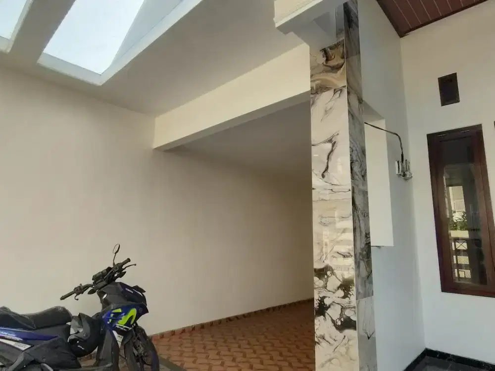 Rumah Mewah Araya Blok Depan Blimbing Kota Malang