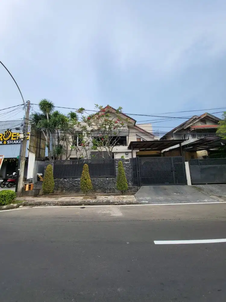 Dijual Rumah Strategis Dkt Akses Tol di Bintaro Tangsel SC-15303