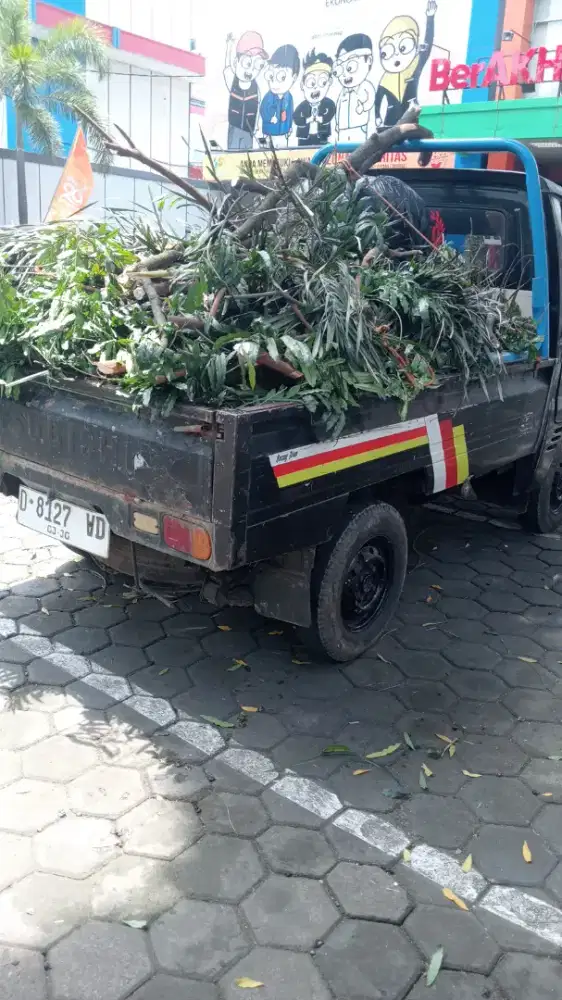 Jasa angkut dan buang berangkal/puing