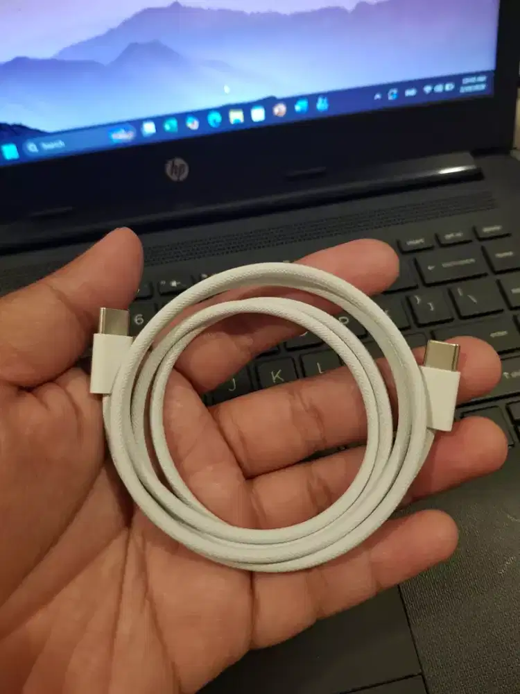 Kabel charger iphone 15 C to C