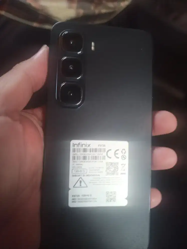 Infinix Hot 60i 6/ 128 black