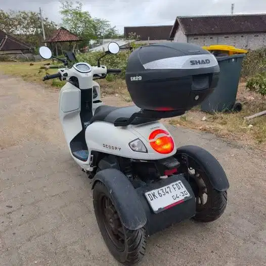 Three-WhHonda Scoopy 2025 • roda tiga • Like New • Nusa Dua, Bali