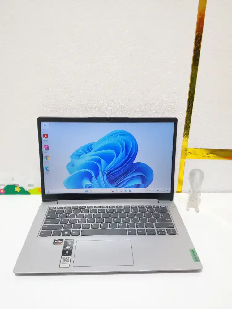 LAPTOP LENOVO IDEAPAD SLIM 1 AMD RYZEN 3 5300 RAM8GB SSD512GB 14IN FHD