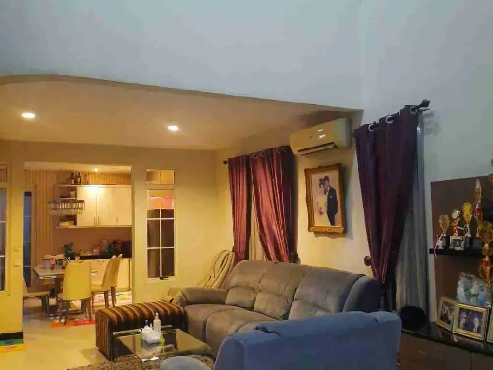 Dijual Rumah Halmahera Lippo Karawaci dekat Hypermat dan akses toll Jakarta