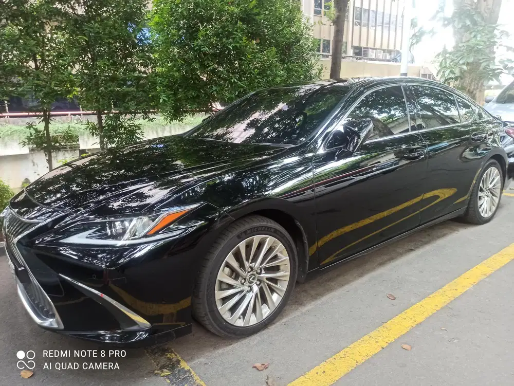 Lexus ES300h 2019 Hybrid