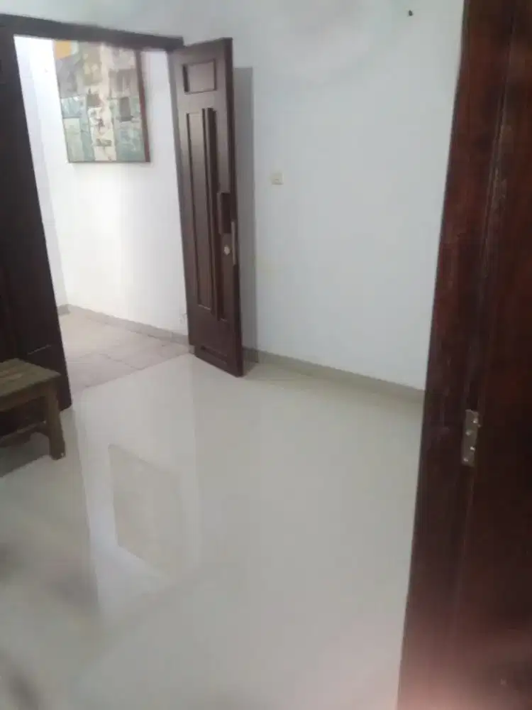 Kosan AC Dekat Ragunan + Kolam Renang