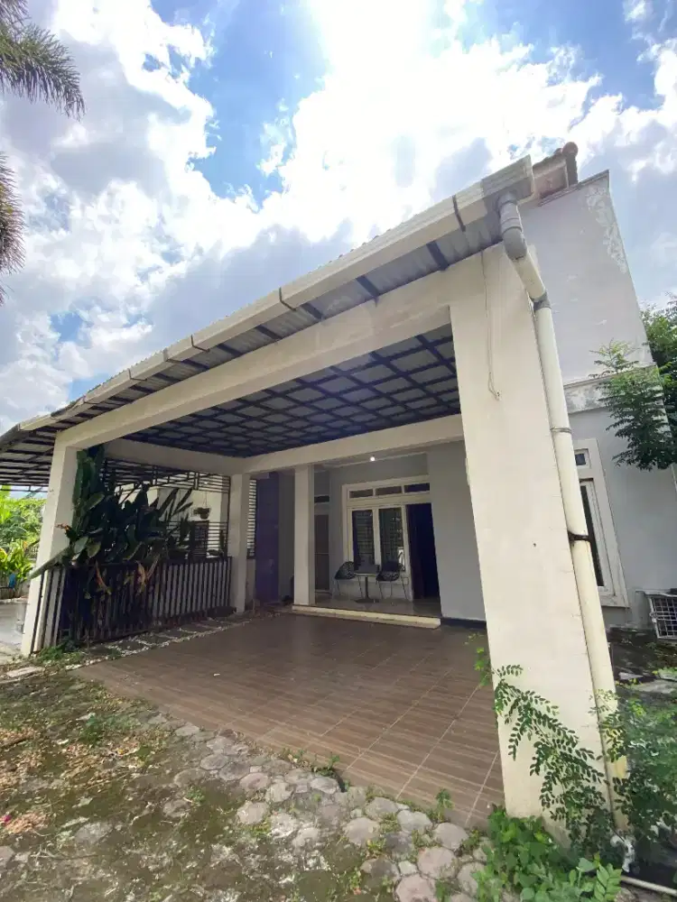 Disewakan Rumah 2 Lt, 3 kmr, 2 kmr mandi di Gampong Pineung,Banda Aceh