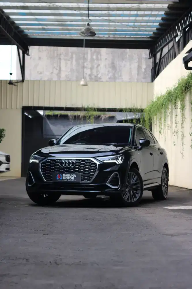 [LIKE NEW] AUDI Q3 1.4 TFSi SPORTBACK 2025