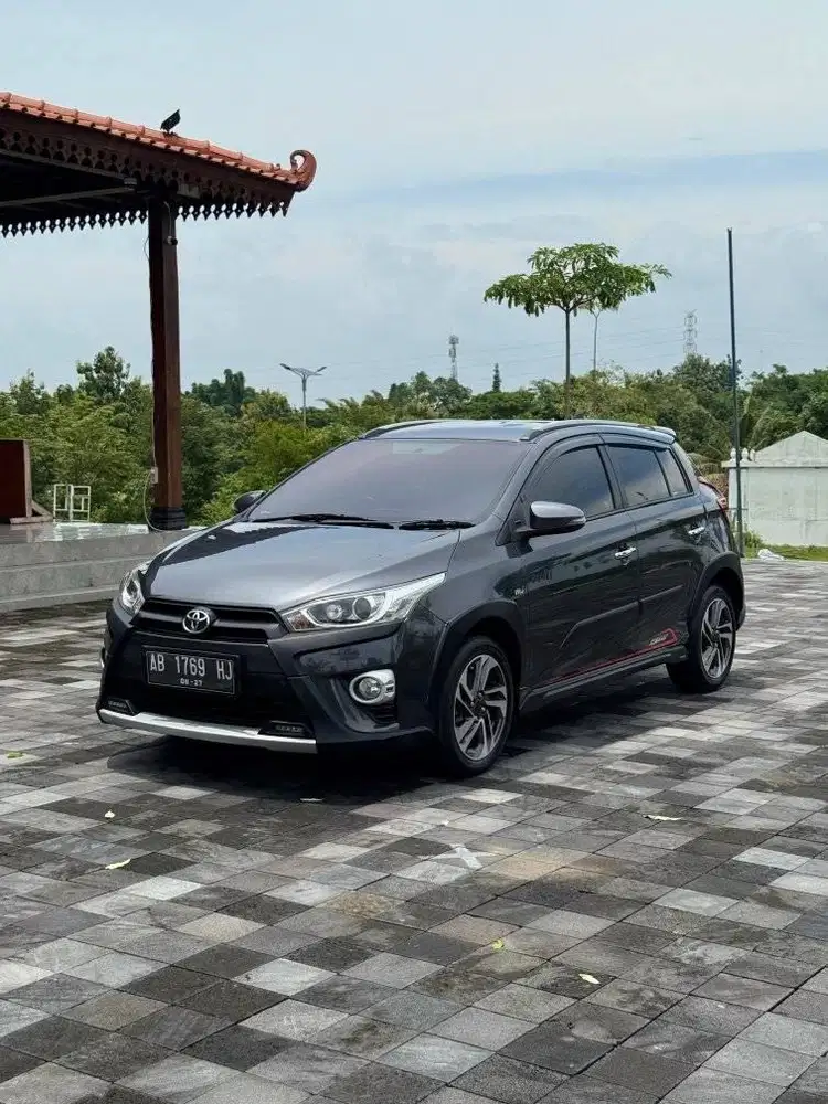 (DP 5JUTA) YARIS TRD HEYKERS 2017 MT/ MANUAL