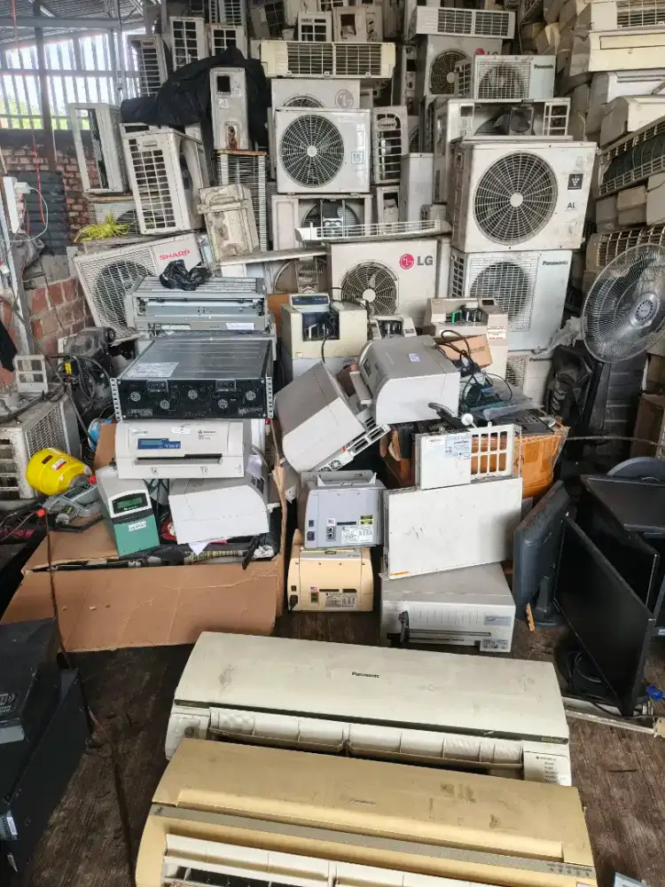 Ac bekas rusak tidak terpakai lagi siap ambil kelokasi anda