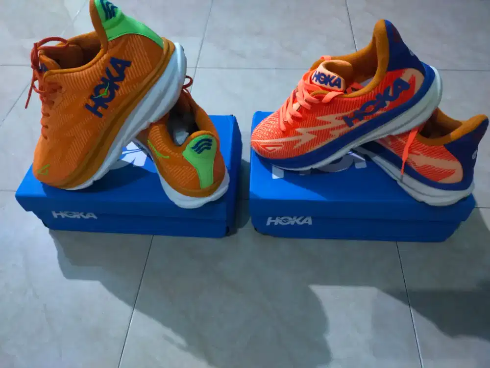 Sepatu running sortiran toko