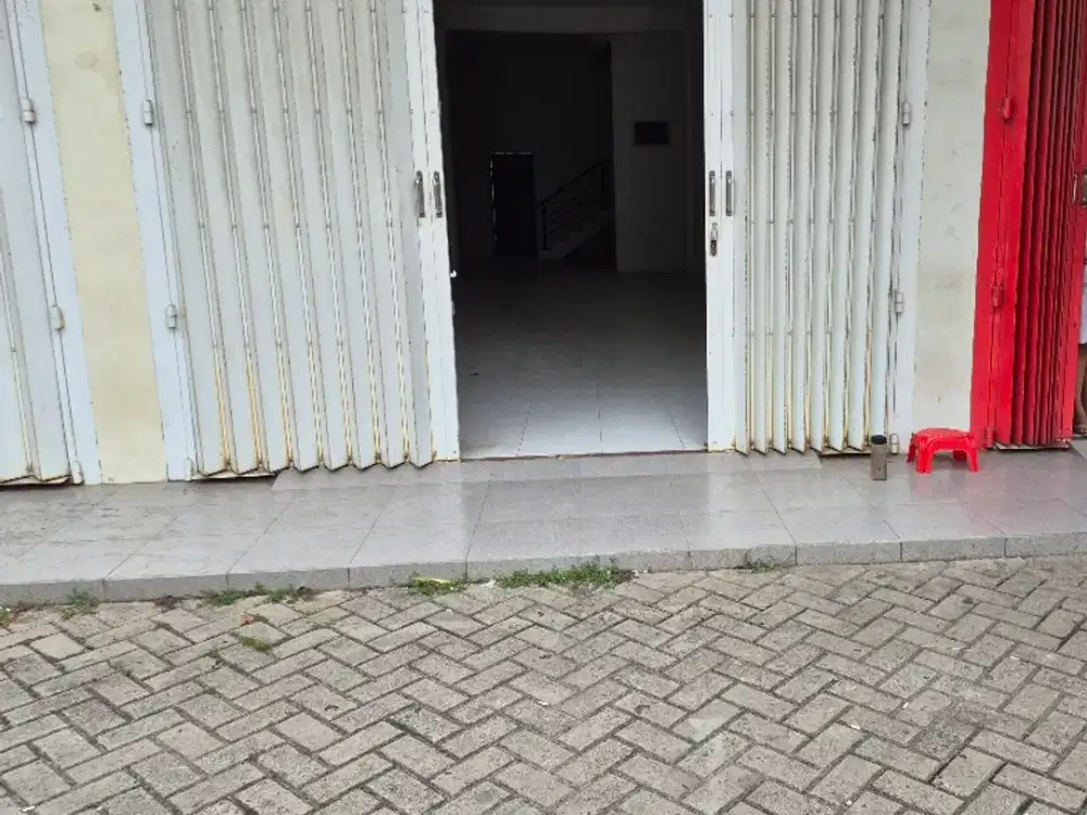 Ruko Pinggir Jalan Raya Ratu Dibalau TanjungvSeneng Bandar Lampung