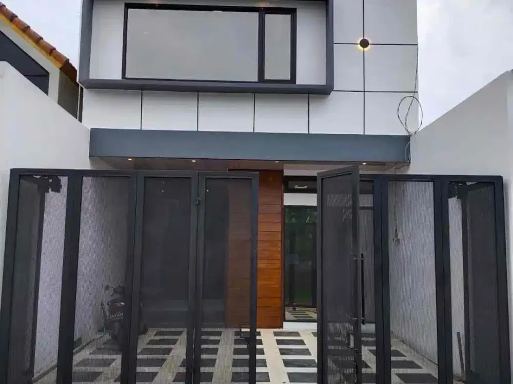Dijual Villa Mewah private pool dikota batu view city batu dan pegunungan