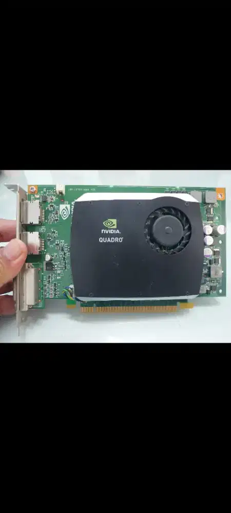 VGA card Nvidia Quadro FX 560 dan 580