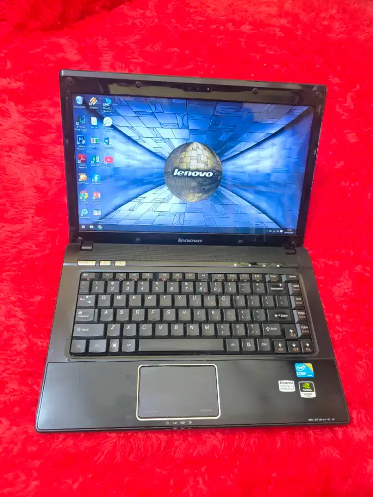 Dijual laptop gaming medium lenovo G460 kencang.core i5,ram 8 gb