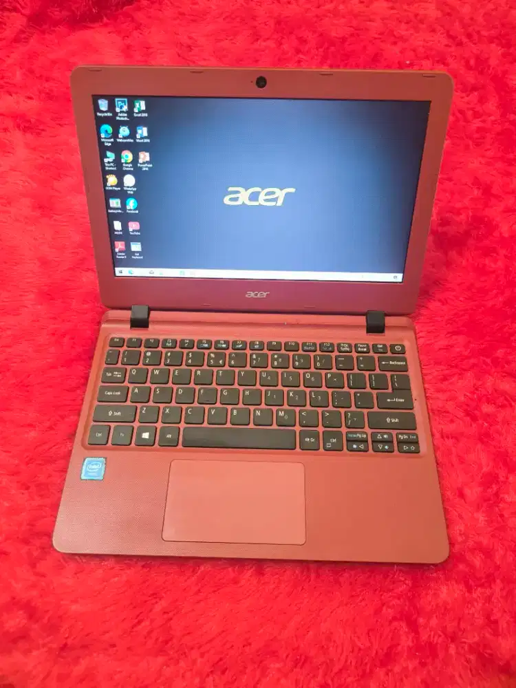 Dijual notebook acer aspire es1-132 slim,intel celeron ram 6 gb