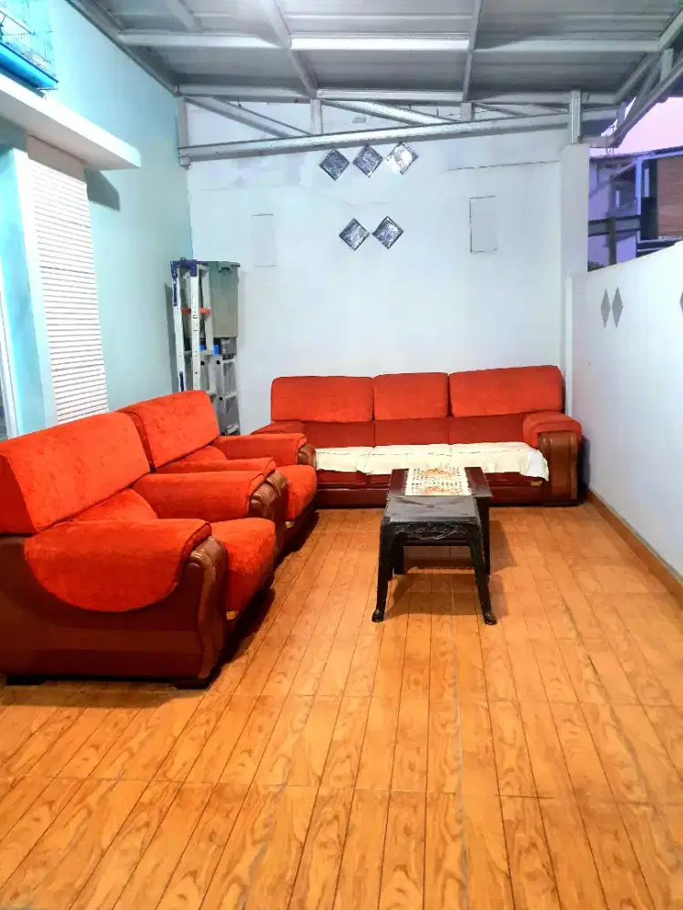 Jual barang bekas mau pindahan