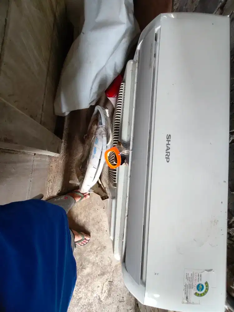 Di jual AC merek Sharp 1pk