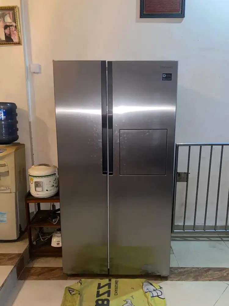 Kulkas Samsung RS554NRUASL Side by Side