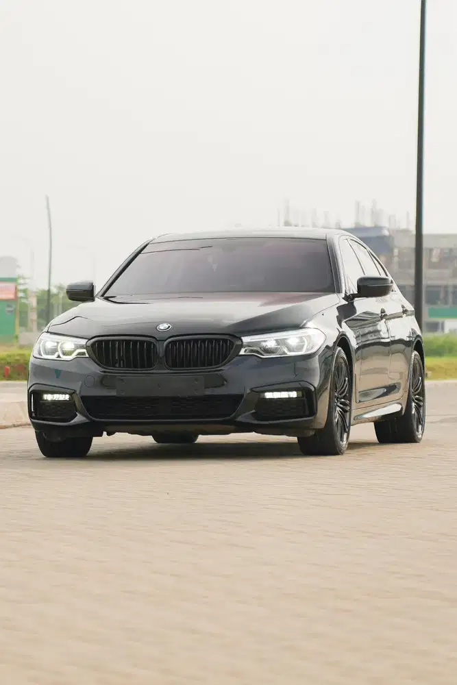 [ 75th Edition ] BMW 520i M Sport LCI ( Edition 75th ) 2021 G30 Mercy