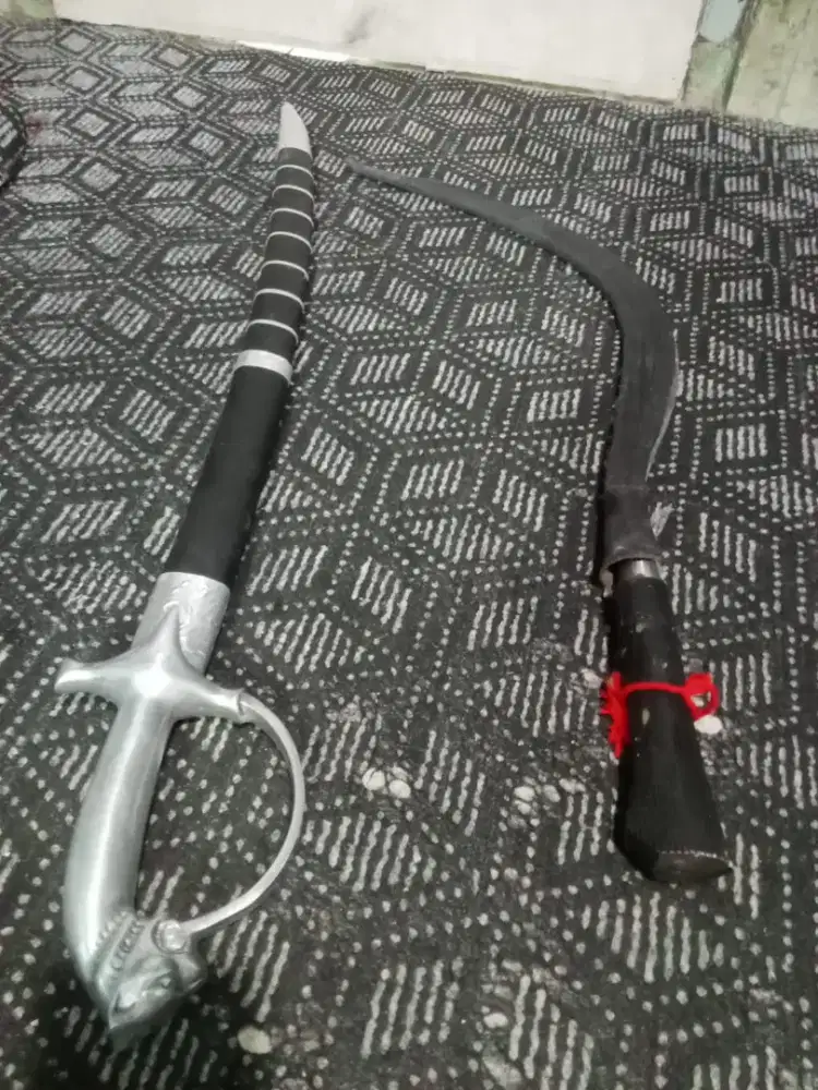 Di jual barang koleksi pribadi buat pajangan juga bisa, interior,