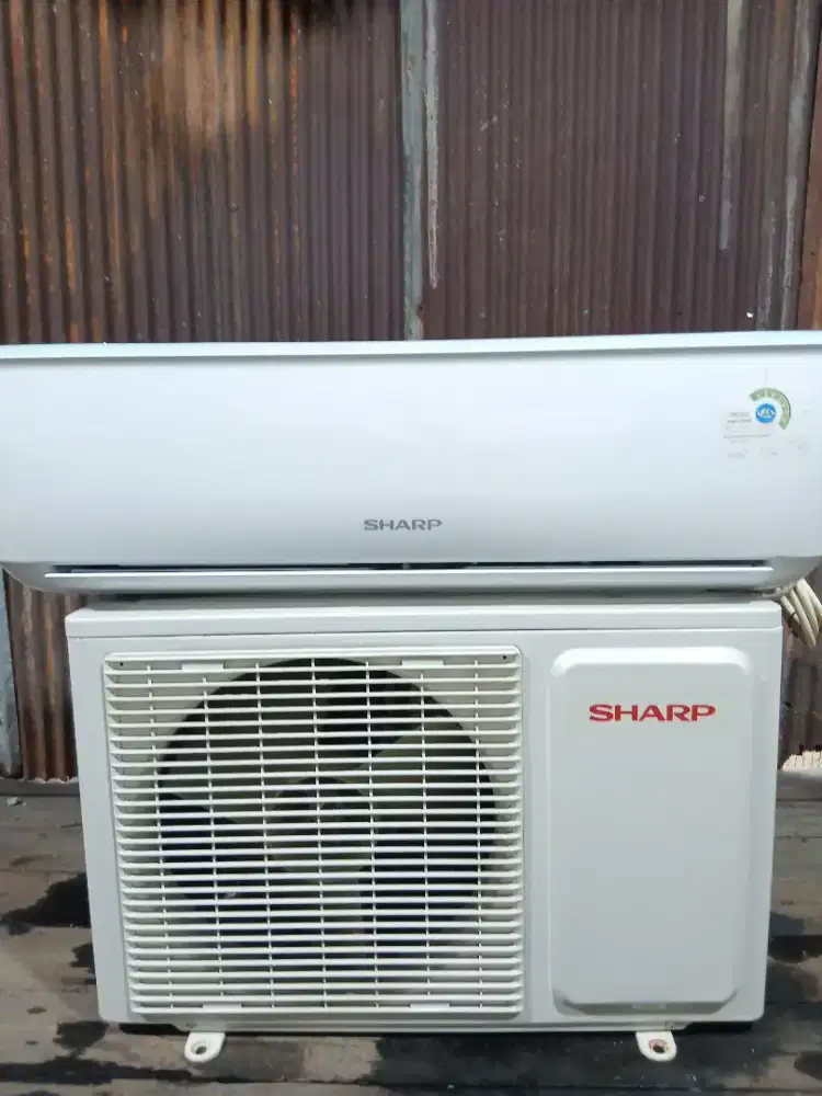 MENJUAL AC BEKAS 1/2 PK KOMPLIT