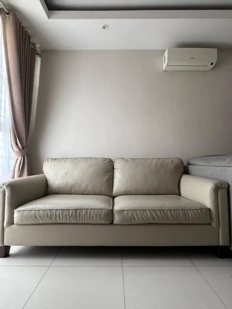 Sofa Bekas Ashley Informa Mewah Leather Casing