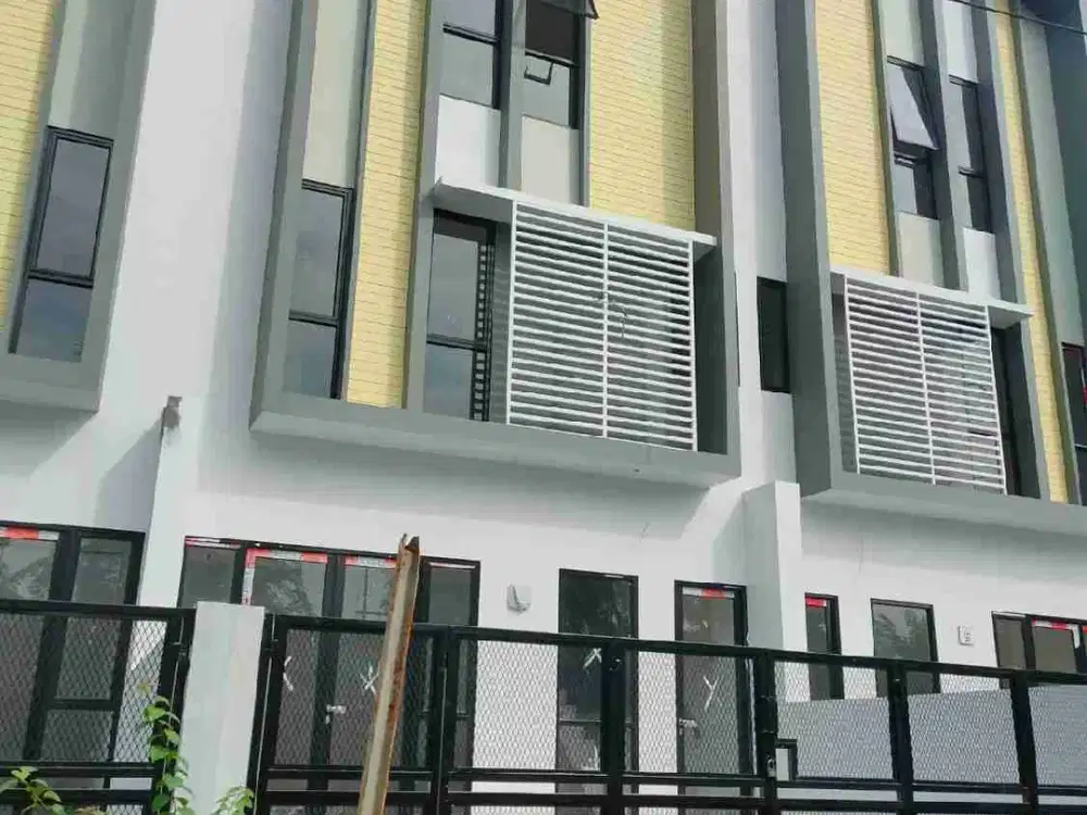 Murah !! Ruko 3 Lantai Prima Harapan Samping Summarecon Bekasi